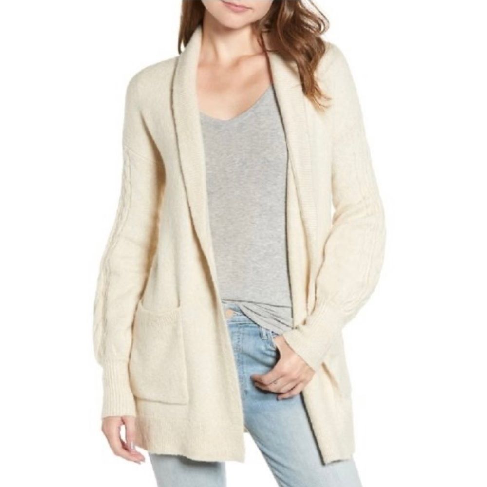 Hinge Cardigan Sweater. LSWT087